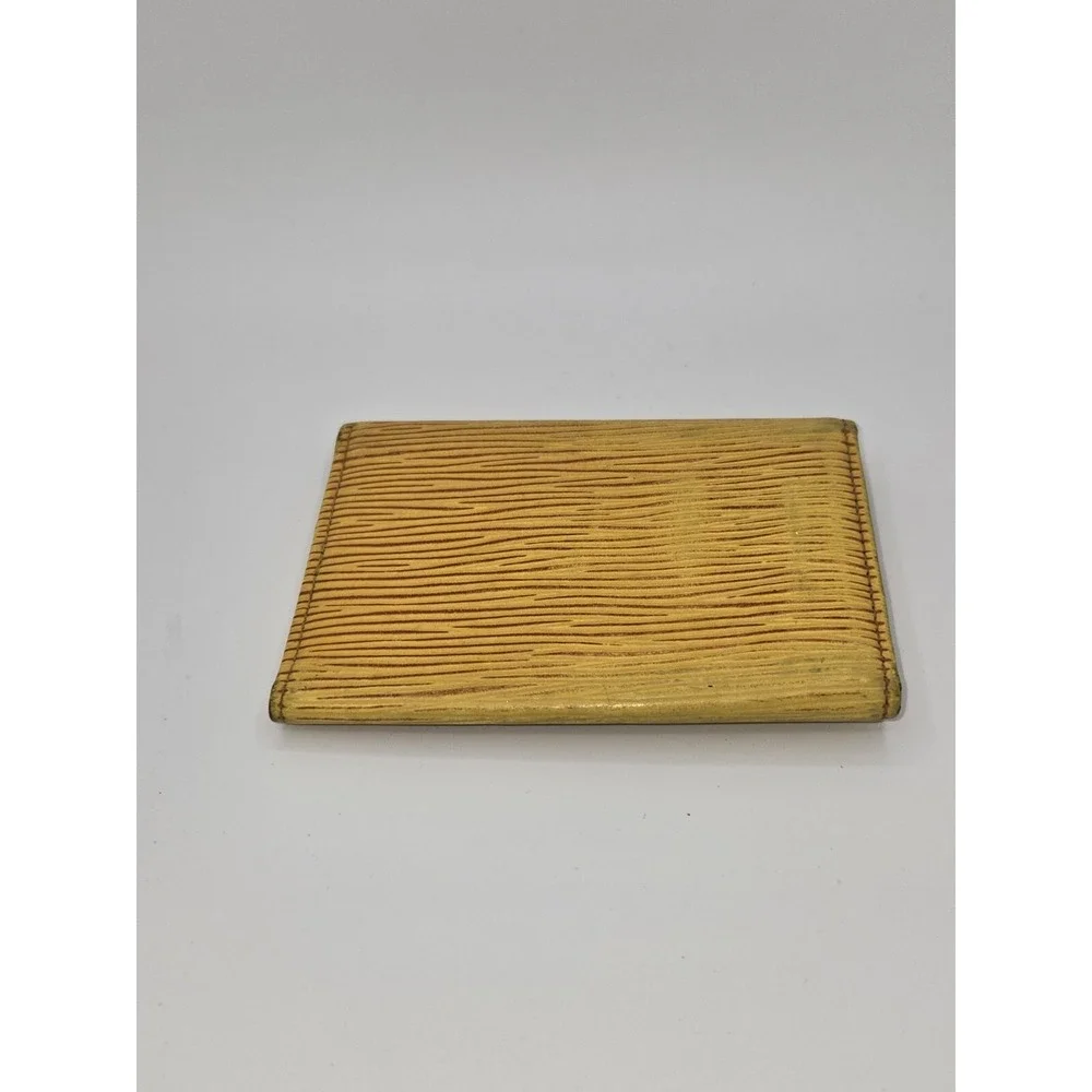 Louis Vuitton‎ Vintage 6 Key Holder Yellow Epi Leather MI0953